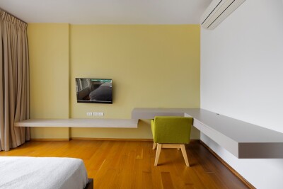 ไฮฟ์ ตากสิน /  50 ตารางเมตร ชั้น 19