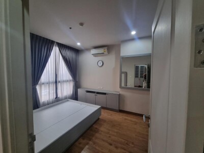 ดิ เอดิเตอร์ / The Editor