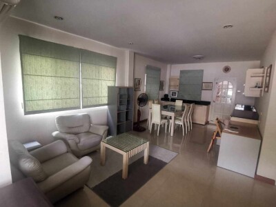 ปริญญดา ฉลองรัช / เนื้อที่ 70 ตร.ว. | พื้นที่ใช้สอยประมาณ 220 ตร.ม.-4