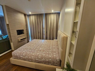 เดอะ แบงค็อค สาทร / 61 ตร.ม. ชั้นที่ 19