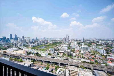 เดอะ เบส เพชรบุรี - ทองหล่อ / THE BASE Phetchaburi - Thonglor