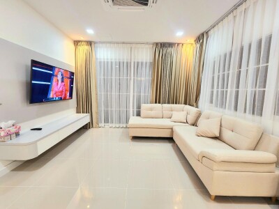 โกลเด้น นีโอ สุขุมวิท - ลาซาล-2