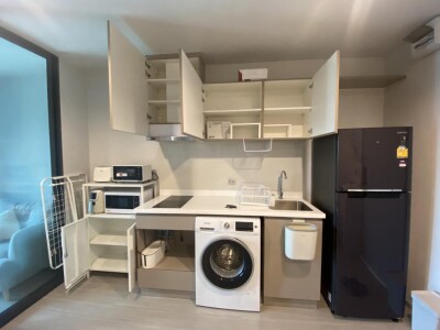 ไลฟ์ ลาดพร้าว / Life Ladprao