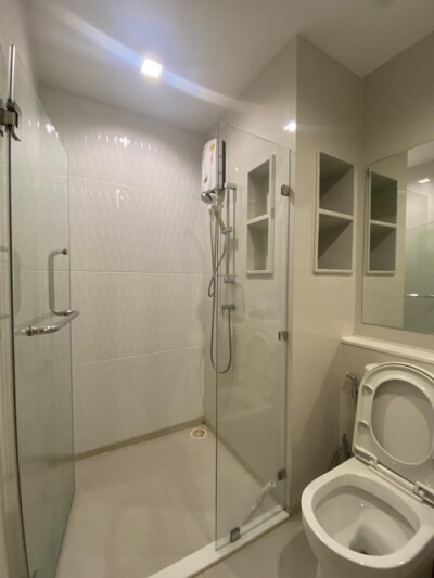 ไลฟ์ ลาดพร้าว / Life Ladprao