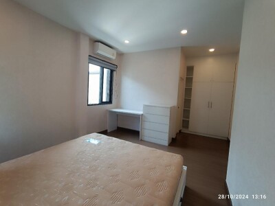 เดอะ ซิตี้ บางนา กม.7 / 102 ตารางวา  อนุญาตเลี้ยงสัตว์*-29