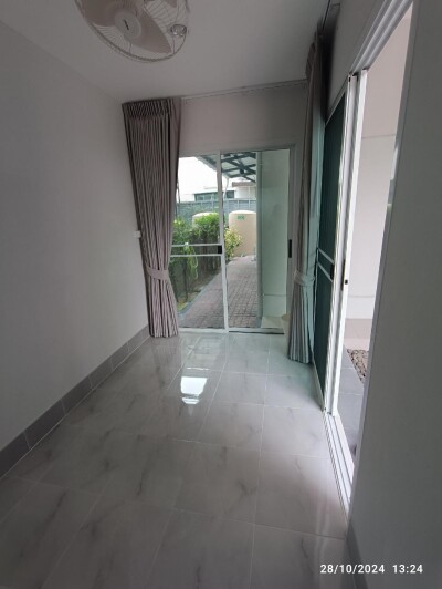 เดอะ ซิตี้ บางนา กม.7 / 102 ตารางวา  อนุญาตเลี้ยงสัตว์*-12