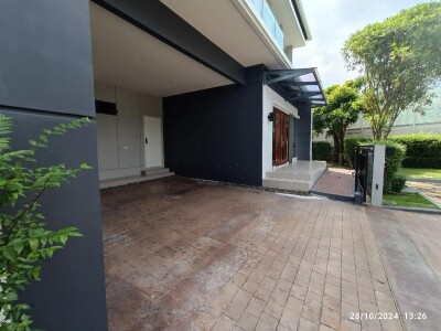 เดอะ ซิตี้ บางนา กม.7 / 102 ตารางวา  อนุญาตเลี้ยงสัตว์*-4