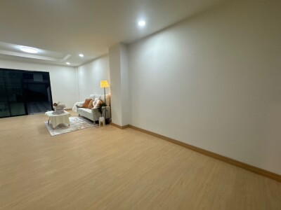 Vายบ้านรีโนเวท สุดคุ้ม ทำเลดี ใกล้รถไฟฟ้าและโรงเรียนเอกชน-7