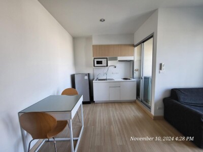 เดอะ พาร์คแลนด์ ศรีนครินทร์ เลคไซด์  / The Parkland Srinakarin Lakeside