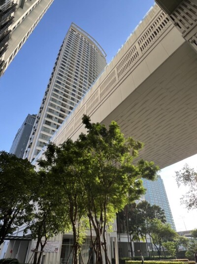 เดอะ เซนต์ เรสสิเด้นเซส / The Saint Residences