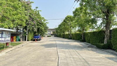 เดอะ คอนเนค 41 แจ้งวัฒนะ - ติวานนท์ / ทาวโฮม 2 ห้องคู่ ชั้นล่างทะลุถึงกัน 2 ห้องโถงชั้นล่าง-33