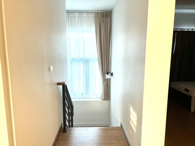 เซนโทร ดอนเมือง - แจ้งวัฒนะ / 🏡 บ้านทิศใต้ พื้นที่ใช้สอย 209 ตร.ม. 🛏️ 4 ห้องน้ำ 4 ห้องน้ำ