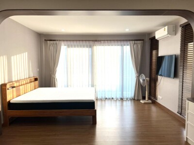 เซนโทร ดอนเมือง - แจ้งวัฒนะ / 🏡 บ้านทิศใต้ พื้นที่ใช้สอย 209 ตร.ม. 🛏️ 4 ห้องน้ำ 4 ห้องน้ำ