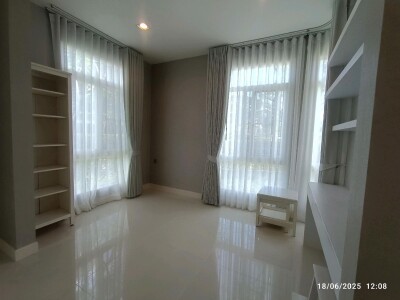 มัณฑนา 2 บางนา กม.7 / เนื้อที่บ้าน 124 ตร.วา เนื้อที่ใช้สอย 335 ตร.เมตร-17