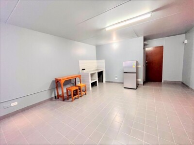 ป๊อบปูล่า คอนโด / Popular Condo-1