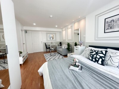 ลุมพินี วิลล์ ศูนย์วัฒนธรรม / 30 ตรม. ชั้น 8  ตึก D1