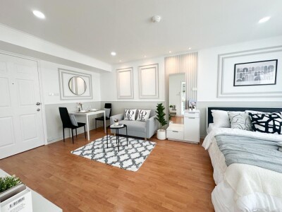 ลุมพินี วิลล์ ศูนย์วัฒนธรรม / 30 ตรม. ชั้น 8  ตึก D1