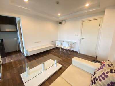 ปาร์ค เอ็กซ์โซ่ เกษตร - นวมินทร์ / - พื้นที่ 33.2 ตรม. - ตึก B ชั้น 7 (ฝั่งลานจอดรถ)