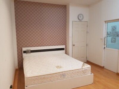 ธนาภิรมย์ ศรีนครินทร์-วงแหวน