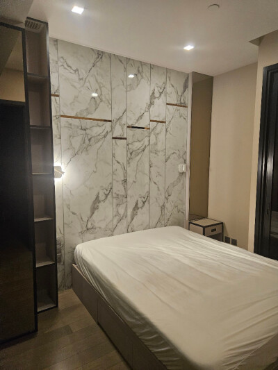 แอชตัน อโศก / Ashton Asoke