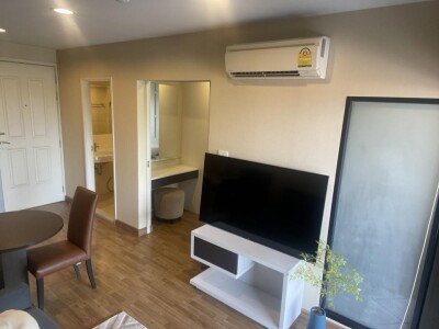 บ้านนวธารา (ริเวอร์ไลฟ์) / Baan Navatara (River Life)