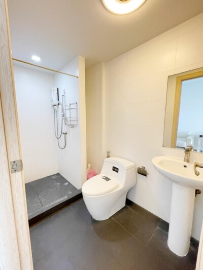 ดิ ไอริส เวสท์เกต / The Iris westgate