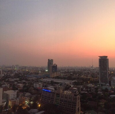 ลุมพินี เพลส พหล - สะพานควาย /  31 ตรม. ชั้น 28-12