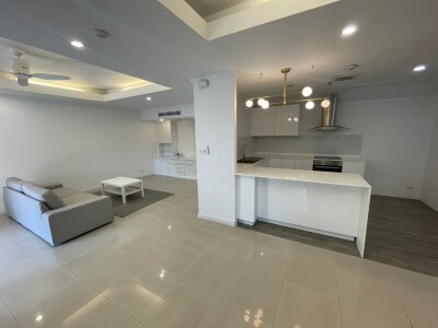 ดนิชาการ์เด้น คอนโดมิเนียม / 230 ตร.ม.*