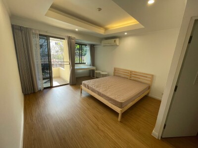 ดนิชาการ์เด้น คอนโดมิเนียม / 230 ตร.ม.*