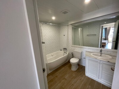 ดนิชาการ์เด้น คอนโดมิเนียม / 230 ตร.ม.*