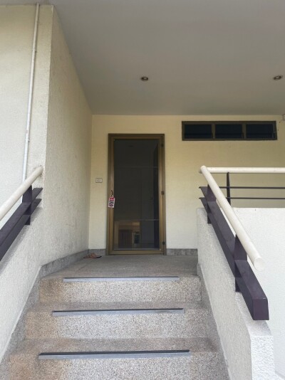 ดนิชาการ์เด้น คอนโดมิเนียม / 230 ตร.ม.*