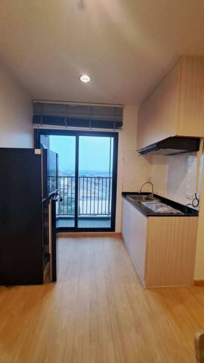 พลัมคอนโด เซ็นทรัล สเตชั่น / 48.78 ตรม  ชั้น 14