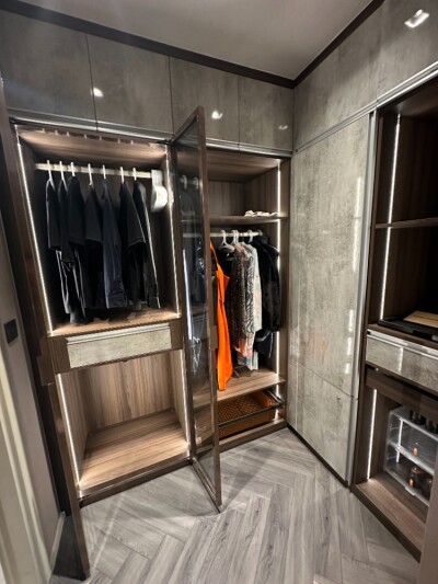 แอชตัน สีลม / 87 ตร.ม.  ชั้น 25 *-6