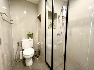 เดอะ เบส เพชรบุรี - ทองหล่อ / 33 ตรม. ชั้น 20