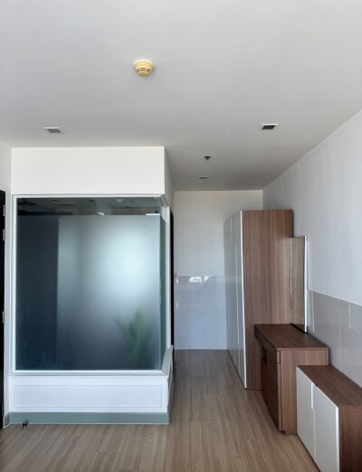 สกายวอล์ค และ เวลซ์ เรสซิเดนซ์ / Sky Walk & Weltz Residence-7