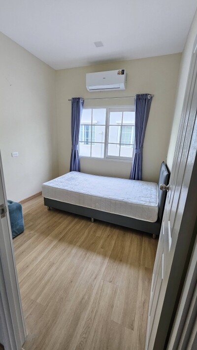 โกลเด้น นีโอ สุขุมวิท - ลาซาล-9