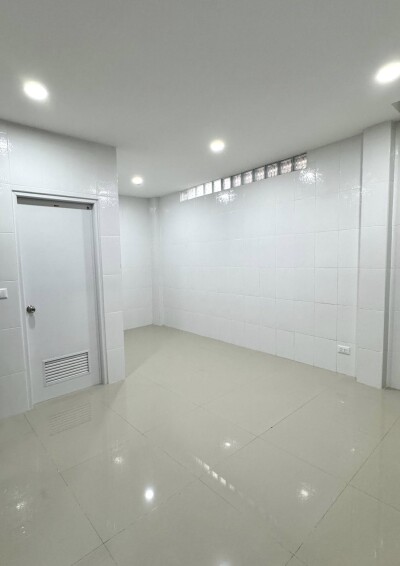 🔥🔥 ให้เช่าทาวน์เฮาส์ สุขุมวิท 81 🔥🔥