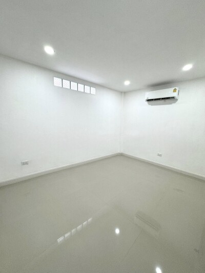 🔥🔥 ให้เช่าทาวน์เฮาส์ สุขุมวิท 81 🔥🔥