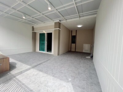 รังสิต ลำลูกกา ปทุมธานี คลองหลวง / 📐 เนื้อที่ 19.1 ตร.วา | 3 ห้องนอน | 2 ห้องน้ำ | 1 ที่จอดรถ