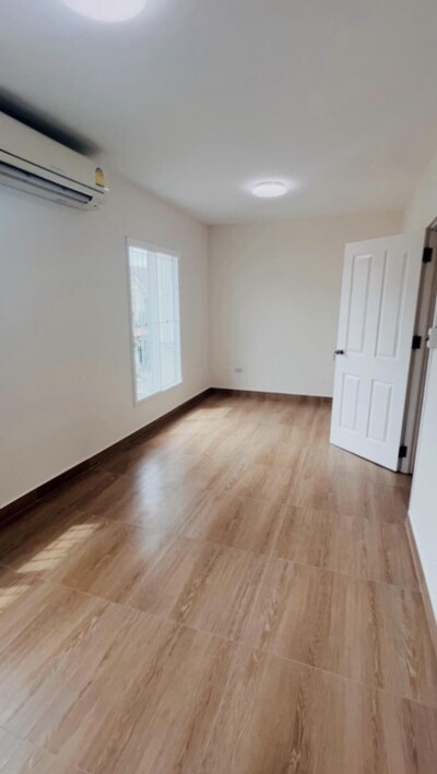 รังสิต ลำลูกกา ปทุมธานี คลองหลวง / 📐 เนื้อที่ 19.1 ตร.วา | 3 ห้องนอน | 2 ห้องน้ำ | 1 ที่จอดรถ