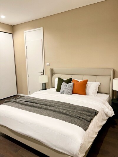 เดอะ เซนต์ เรสสิเด้นเซส / The Saint Residences