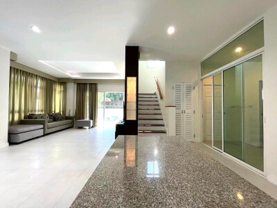 สราญสิริ รามอินทรา 2