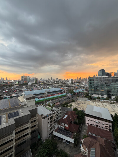 ไลฟ์ พระราม 4 - อโศก / Life Rama 4 - Asoke-5