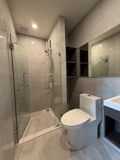 โนเบิล นิว ดิสทริค อาร์ไนน์ / Noble Nue District R9