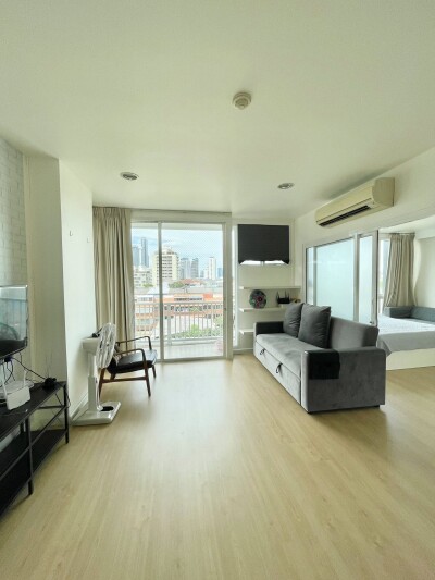 ดี 65 คอนโดมิเนียม / D 65 Condominium