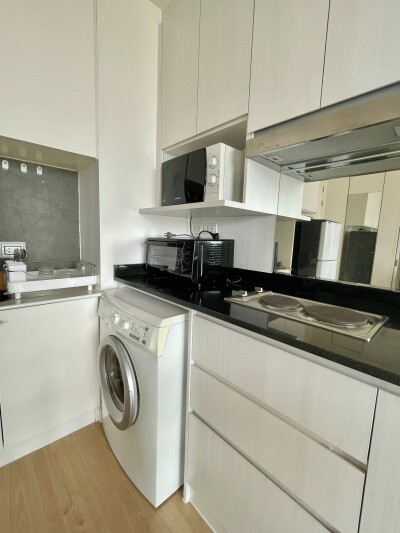 ดี 65 คอนโดมิเนียม / D 65 Condominium