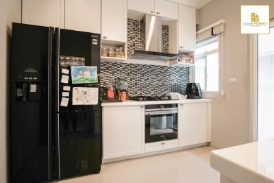 แกรนด์ บางกอก บูเลอวาร์ด พระราม 9 - ศรีนครินทร์