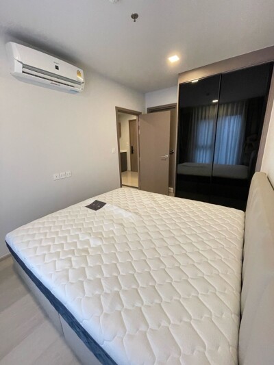 ไลฟ์ พหล - ลาดพร้าว / Life Phahon - Ladprao