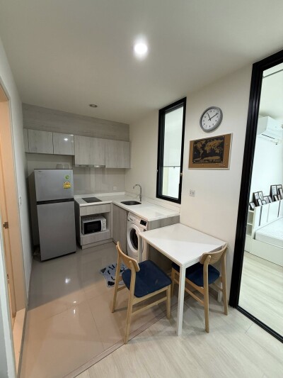 ไลฟ์ อโศก / Life Asoke-9