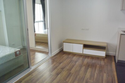 เอ สเปซ มี รัตนาธิเบศร์ / A Space Me Rattanathibet-2